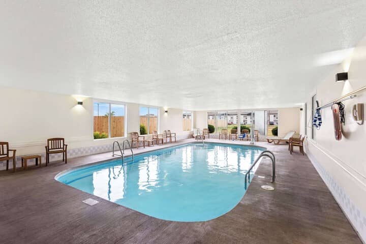 Pool 27 of 33